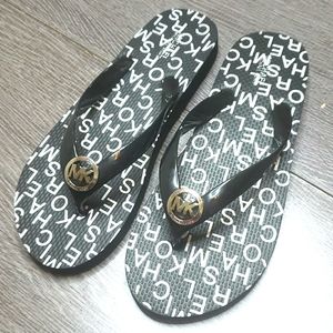 Micheal Kors Flip Flops Black 9